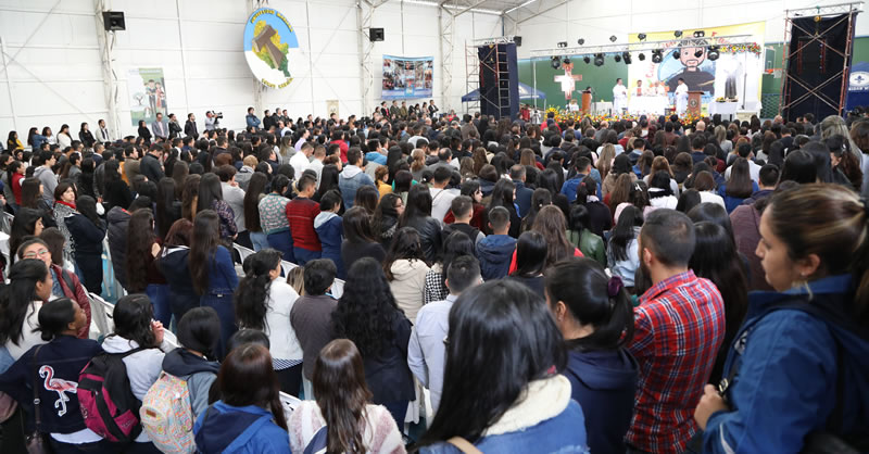 COMUNIDAD UNIVERSITARIA CELEBRÓ EUCARISTÍA EN HOMENAJE A SAN FRANCISCO DE ASÍS