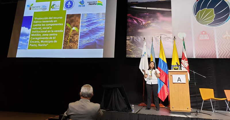 DOCENTES Y ESTUDIANTES PRESENTAN PROYECTOS EN CONGRESO NACIONAL DE INVESTIGACIÓN E INNOVACIÓN AMBIENTAL