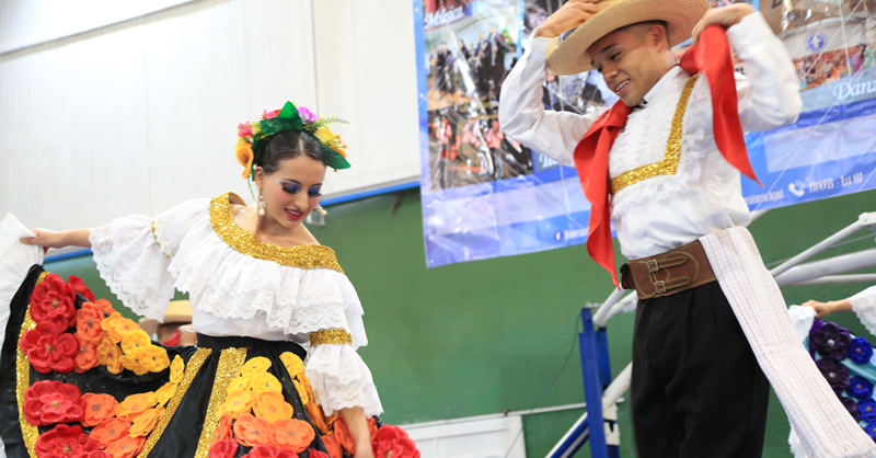 CONMEMORAN DÍA DE LA MUJER