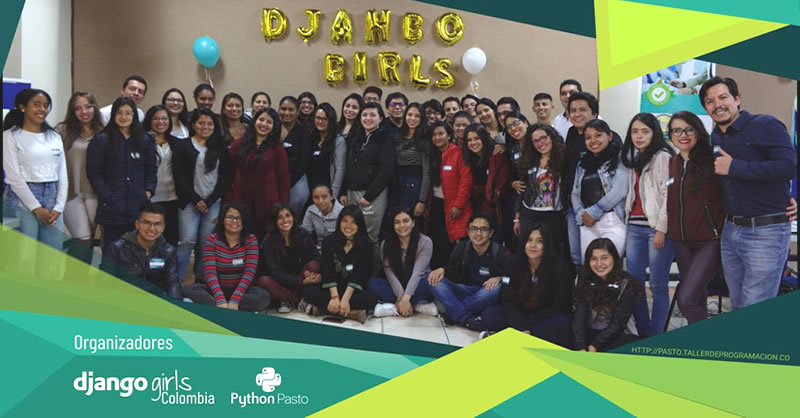 MUJERES PARTICIPAN EN TALLER DE PROGRAMACIÓN
