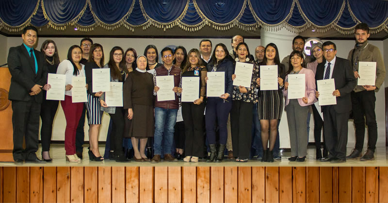 55 DOCENTES CERTIFICADOS EN B-LEARNING Y PEDAGOGÍA