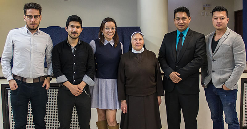 55 DOCENTES CERTIFICADOS EN B-LEARNING Y PEDAGOGÍA