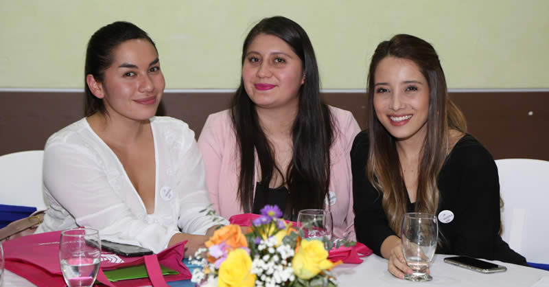 ENCUENTRO DE EGRESADOS DE ADMINISTRACIÓN DE NEGOCIOS INTERNACIONALES