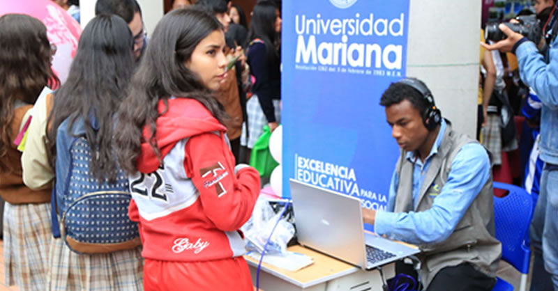 UNIVERSIDAD MARIANA PRESENTE EN FERIA DE UNIVERSIDADES