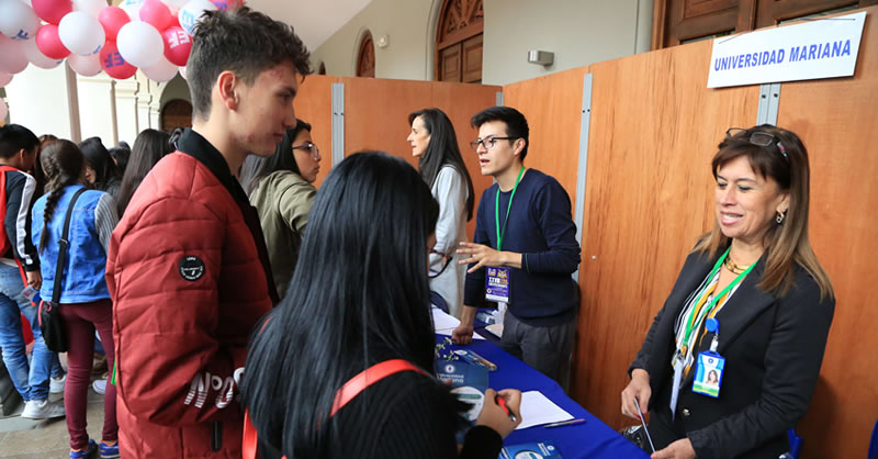 UNIVERSIDAD MARIANA PRESENTE EN FERIA DE UNIVERSIDADES