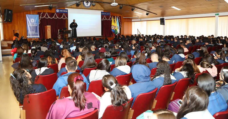 FRAY HERALDO BELTRÁN Y SU CONFERENCIA: ‘PRINCIPIOS Y VALORES FRANCISCANOS DESDE LA PEDAGOGÍA’