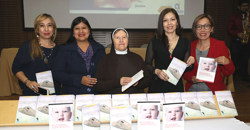 LANZAMIENTO DE LIBRO: VIVENCIA DE PADRES DE NIÑOS PREMATUROS