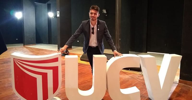 EGRESADO U. MARIANA PONENTE MAGISTRAL EN EL II CONGRESO INTERNACIONAL DE INGENIERÍA INDUSTRIAL EN PERÚ