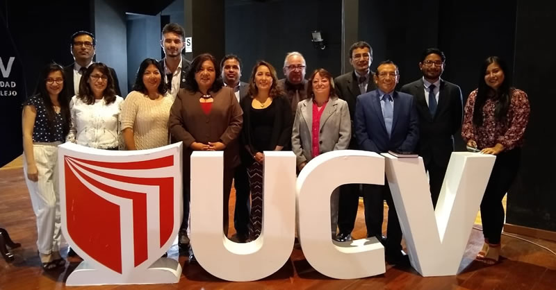 EGRESADO U. MARIANA PONENTE MAGISTRAL EN EL II CONGRESO INTERNACIONAL DE INGENIERÍA INDUSTRIAL EN PERÚ