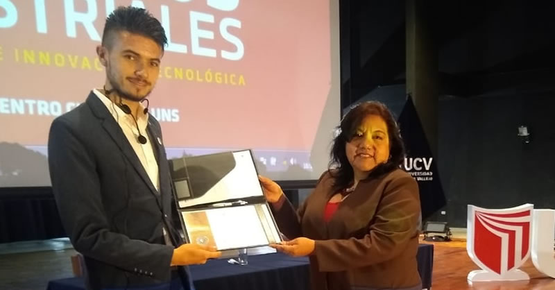 EGRESADO U. MARIANA PONENTE MAGISTRAL EN EL II CONGRESO INTERNACIONAL DE INGENIERÍA INDUSTRIAL EN PERÚ