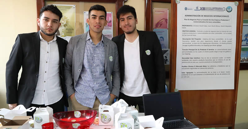 EL EMPRENDIMIENTO DE LOS ESTUDIANTES EN LA XIII MUESTRA EMPRESARIAL