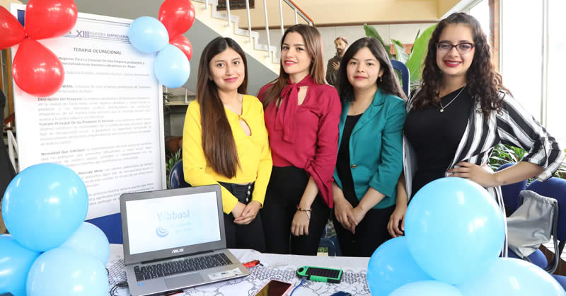 EL EMPRENDIMIENTO DE LOS ESTUDIANTES EN LA XIII MUESTRA EMPRESARIAL