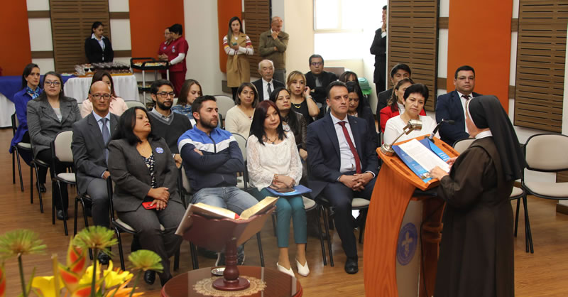 SE POSESIONAN LOS DECANOS DE CIENCIAS DE SALUD Y CIENCIAS CONTABLES