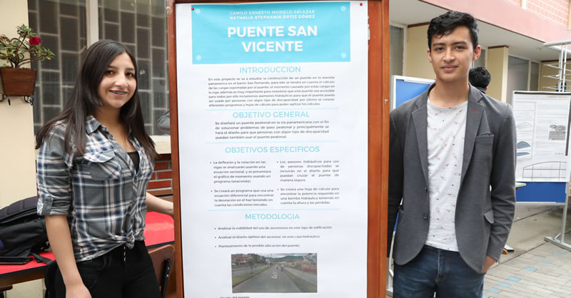ESTUDIANTES DE INGENIERÍA CIVIL EXPONEN PROYECTOS INTEGRADORES