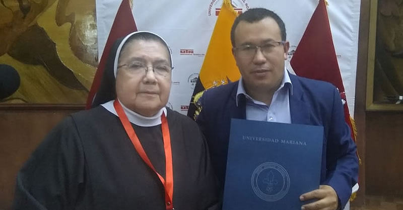 ENTREGA DE RECONOCIMIENTO A RECTOR DE UNIVERSIDAD TÉCNICA DEL NORTE – ECUADOR