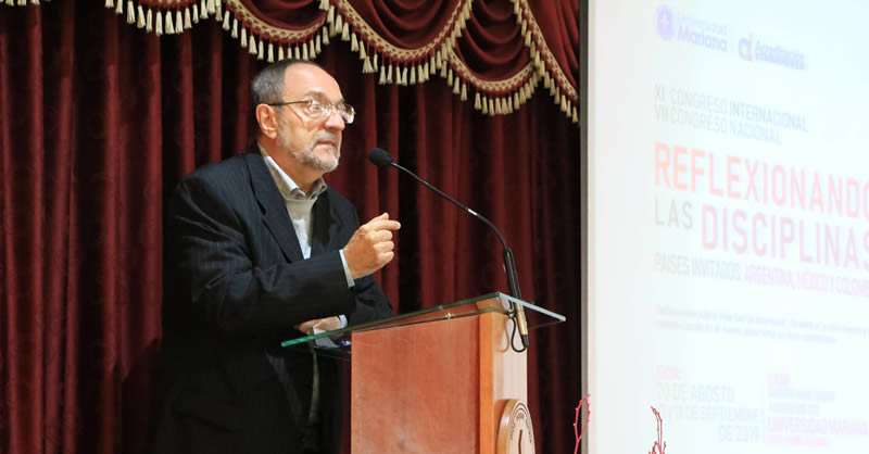 LA IMPORTANCIA DE LA COMUNICACIÓN EN “REFLEXIONANDO LAS DISCIPLINAS”