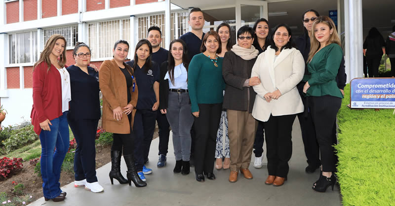 TECNOLOGÍA EN REGENCIA DE FARMACIA HACIA LA ACREDITACIÓN EN ALTA CALIDAD