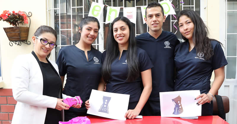 ESTUDIANTES DE T. OCUPACIONAL EN CURSO DE TECNOLOGÍA EN REHABILITACIÓN