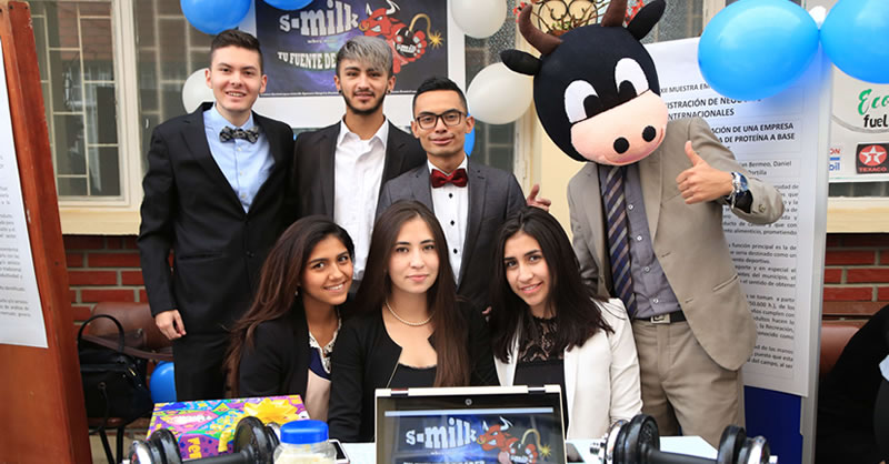 UNIDAD DE EMPRENDIMIENTO DESARROLLA LA XII MUESTRA EMPRESARIAL UNIVERSITARIA