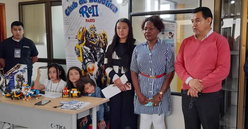 MAESTRÍA EN PEDAGOGÍA Y CASA DE LA MUJER EMPODERADA, LIDERARON TALLER DE NIÑAS BRILLANTES