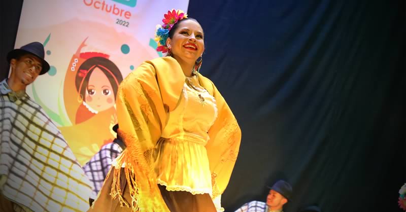 EN UN AMBIENTE DE FIESTA, COLOR Y TRADICIÓN TRANSCURRIÓ EL FESTIVAL INTERNACIONAL UNIVERSITARIO DE DANZAS