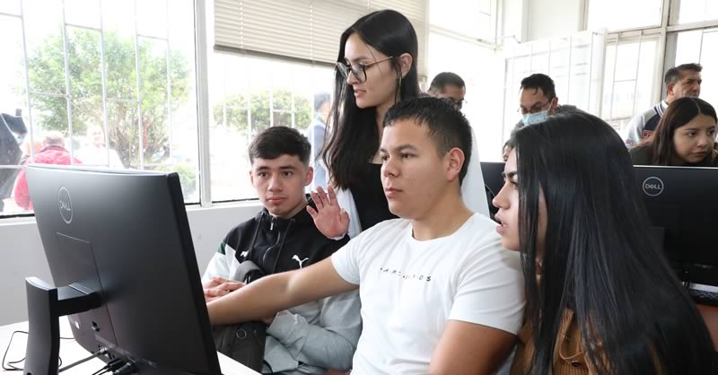 SE PRESENTÓ LABORATORIO FINANCIERO ADSCRITO A LA FACULTAD DE CIENCIAS CONTABLES, ECONÓMICAS Y ADMINISTRATIVAS
