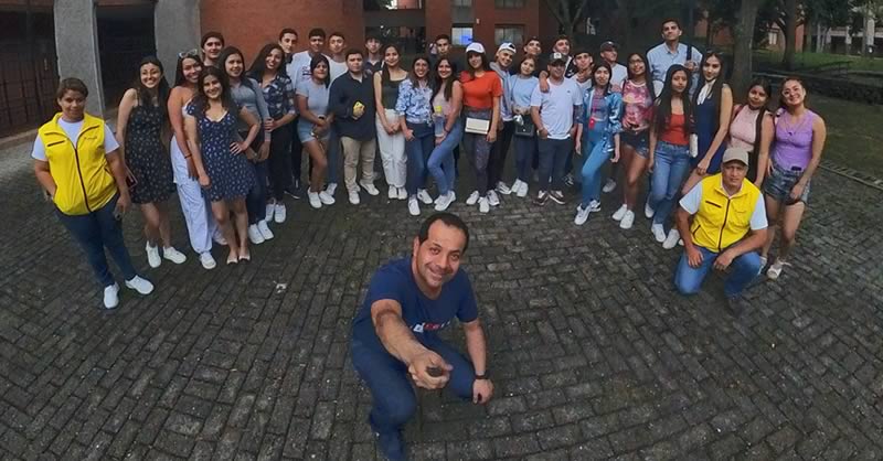 ESTUDIANTES DE ADMINISTRACIÓN DE NEGOCIOS, PARTICIPARON EN MISIÓN ACADÉMICA EN CALI
