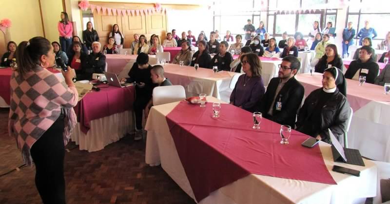 UNIDAD ACADÉMICA DE EXTENSIÓN INAUGURÓ ESCUELA DE CUIDADORES “CUIDANDO AL CUIDADOR”