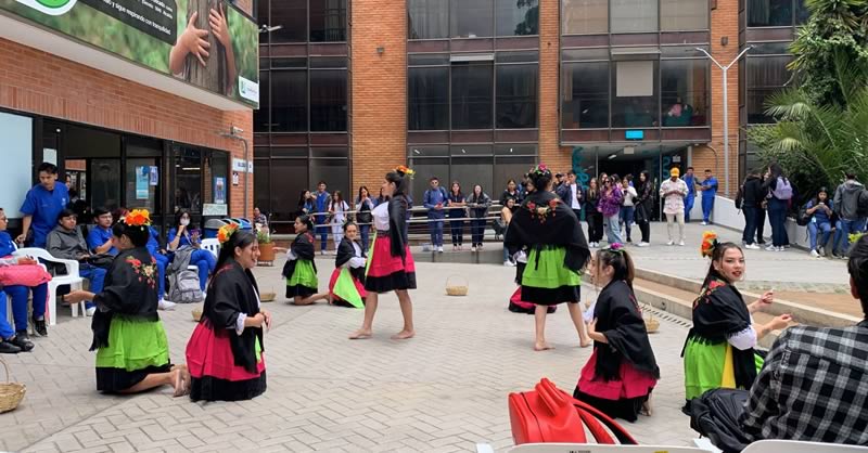 PROMOCIONAN OPORTUNIDADES LABORALES Y ACADÉMICAS A TRAVÉS DE LA PRIMERA FERIA DE ORIENTACIÓN LABORAL