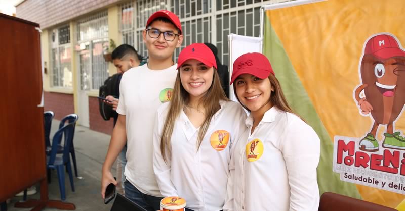 PROGRAMA DE MERCADEO LIDERÓ LA EXPOSICIÓN DE PROYECTOS INTERDISCIPLINARES