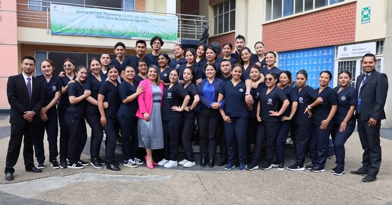 FACULTAD CIENCIAS DE LA SALUD CELEBRÓ CEREMONIA DE ENVÍO A PRÁCTICA PROFESIONAL