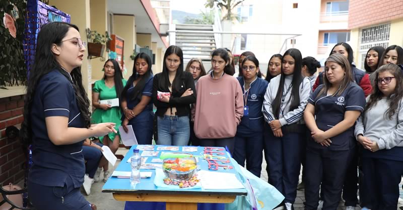 SOCIALIZAN EXPERIENCIAS SIGNIFICATIVAS DESARROLLADAS POR PRACTICANTES DE LA LICENCIATURA EN EDUCACIÓN INFANTIL