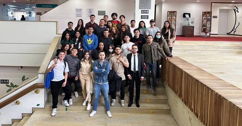 ESTUDIANTES DE NEGOCIOS INTERNACIONALES ENRIQUECEN CONOCIMIENTOS CON VISITA AL MUSEO DEL ORO