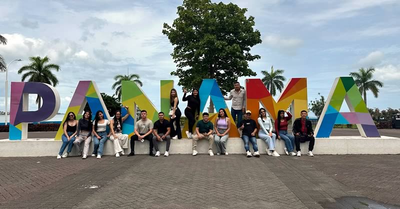ESTUDIANTES DE ADMINISTRACIÓN DE NEGOCIOS INTERNACIONALES FORTALECEN SU FORMACIÓN EN MISIÓN ACADÉMICA INTERNACIONAL EN CIUDAD DE PANAMÁ