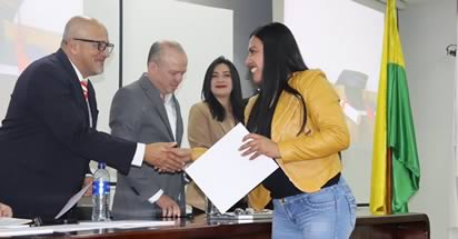 Noticia: Clausura del II Diplomado en Competencias Avanzadas en Cuidados Intensivos