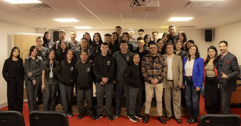 FILOSOFÍA Y EXTRAMUROS 2025–2: LA LECTURA COMO EXPERIENCIA QUE TRASCIENDE EL TEXTO