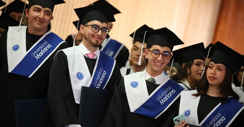 UN DÍA DE ALEGRÍA Y FRATERNIDAD PARA LOS NUEVOS GRADUADOS MARIANOS