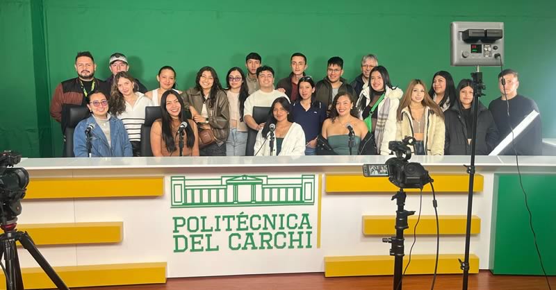 ESTUDIANTES FORTALECEN CONOCIMIENTOS EN COMERCIO EXTERIOR CON VISITA ACADÉMICA A LA UPEC Y EMPRESAS DE ECUADOR