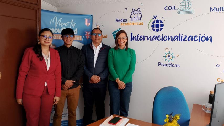 Doctorado en Pedagogía consolidó su proyección investigativa con su primera pasantía posdoctoral