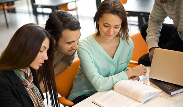 Programas Profesionales - Programas Académicos
