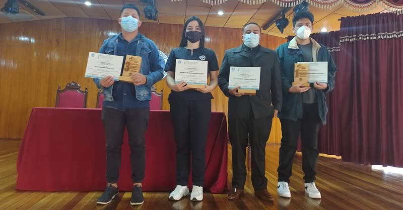 PREMIACIÓN A GANADORES DEL CONCURSO DE CUENTO Y POESÍA 2020
